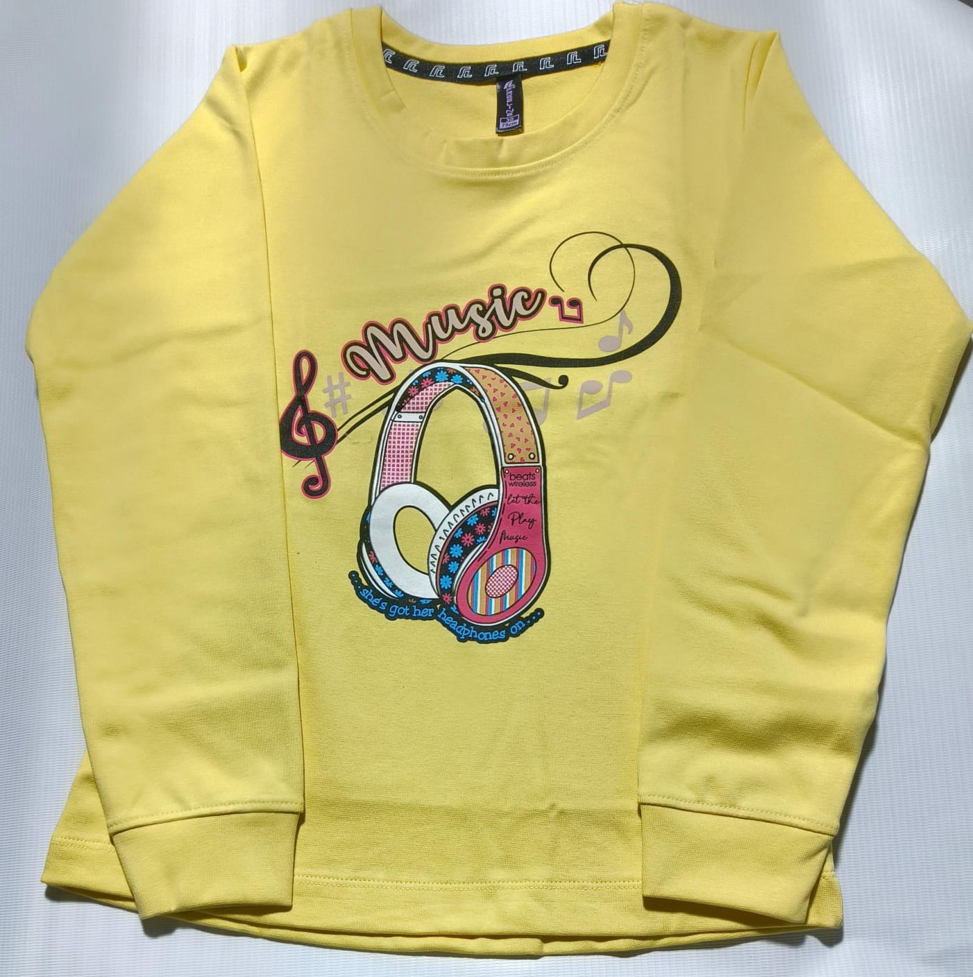 Girls Full Sleeves Regular Fit Solid Cotton T-Shirt(Pack of 1 - Paleyellow)